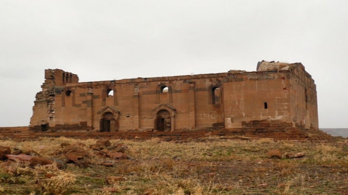 The Yereroui Basilica: A Testament to Ancient Armenian Architecture