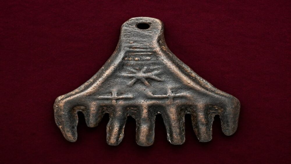 A Hand Reaching Through Three Millennia: The Bronze Pendant from Yeghvard